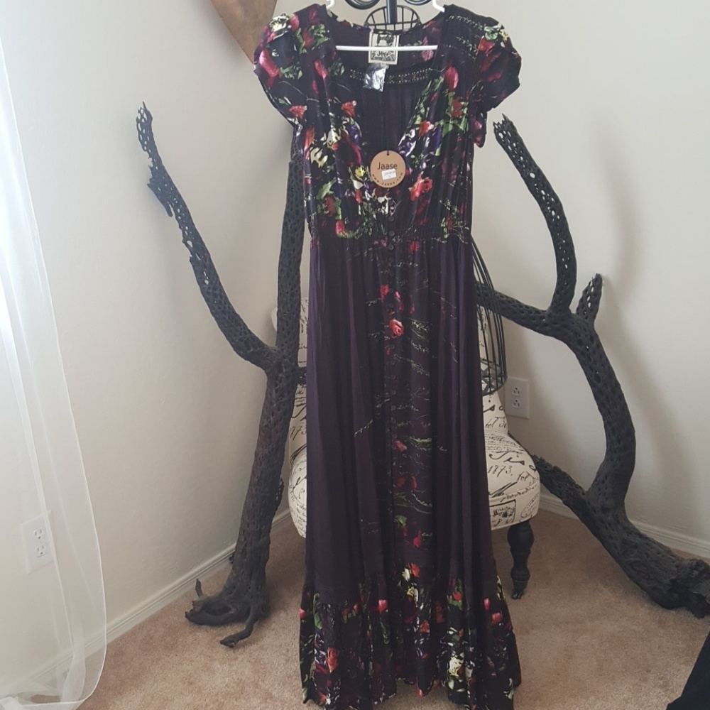 NWT JAASE dress ,size small